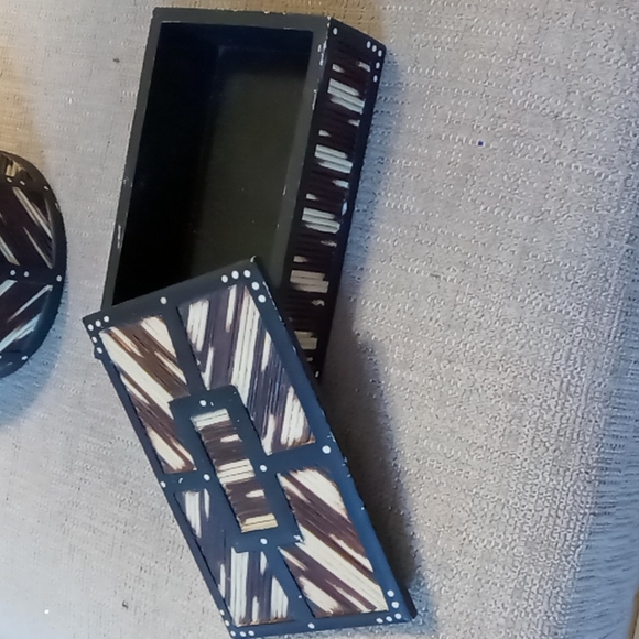 Two's company rectangle box - Picture 2 of 3